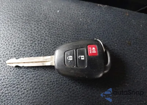 2018 Toyota Rav4 Le z USA, uszkodzony, nr VIN JTMZFREV3JJ197336